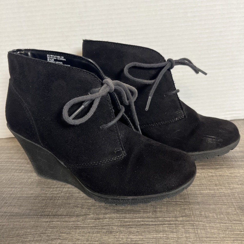 White Mountain Irma Lace-Up Wedge Booties Size 6.5 Black Vegan Leather Boot Shoe
